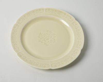 Тарелка плоская молочная Camelia, глянцевая, 26х2.2 см, фарфор (JET, арт. HS231975)