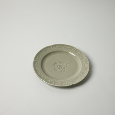 Тарелка плоская зеленая Camelia, глянцевая, 21.2х2 см, фарфор (JET, арт. HS231649)