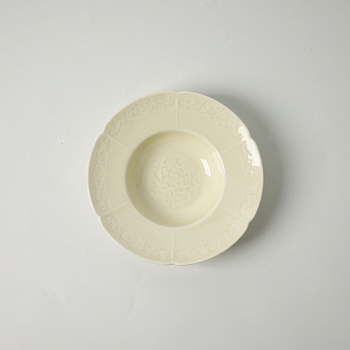 Тарелка глубокая молочная Camelia, глянцевая, 22х4.7 см, фарфор (JET, арт. HS231976)