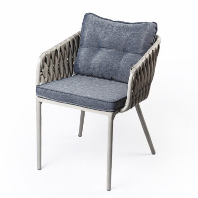 Кресло гостевое из искусственного ротанга с подушками GCV17013V-D