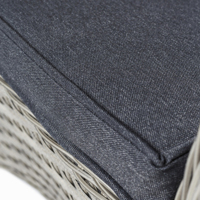 Кресло гостевое из искусственного ротанга с подушками GCV1581V-DE