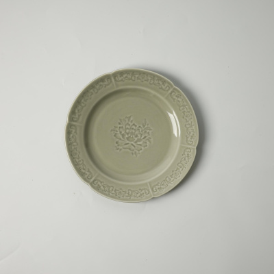 Тарелка плоская зеленая Camelia, глянцевая, 21.2х2 см, фарфор (JET, арт. HS231649)