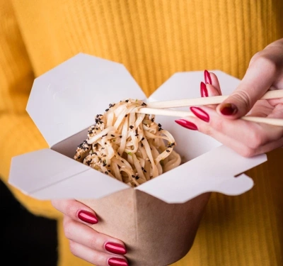 Контейнер ВОК SaaMi, 700мл, 102х87х98мм, Крафт / Белый, круглое дно (48уп.)(432кор) JET