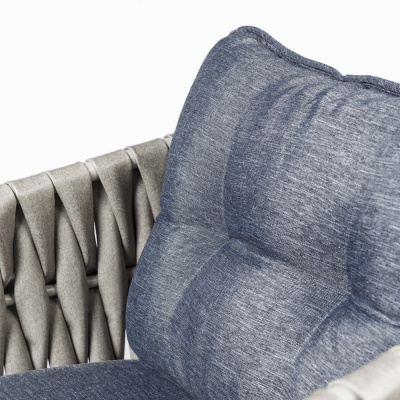 Кресло гостевое из искусственного ротанга с подушками GCV17013V-D